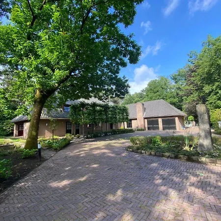 别墅 Sjieke Gezellige In Het Bos